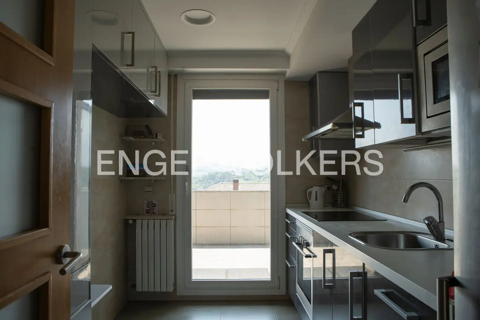 Flat for rent in Manuel Vázquez Montalbán Kalea, Aiete