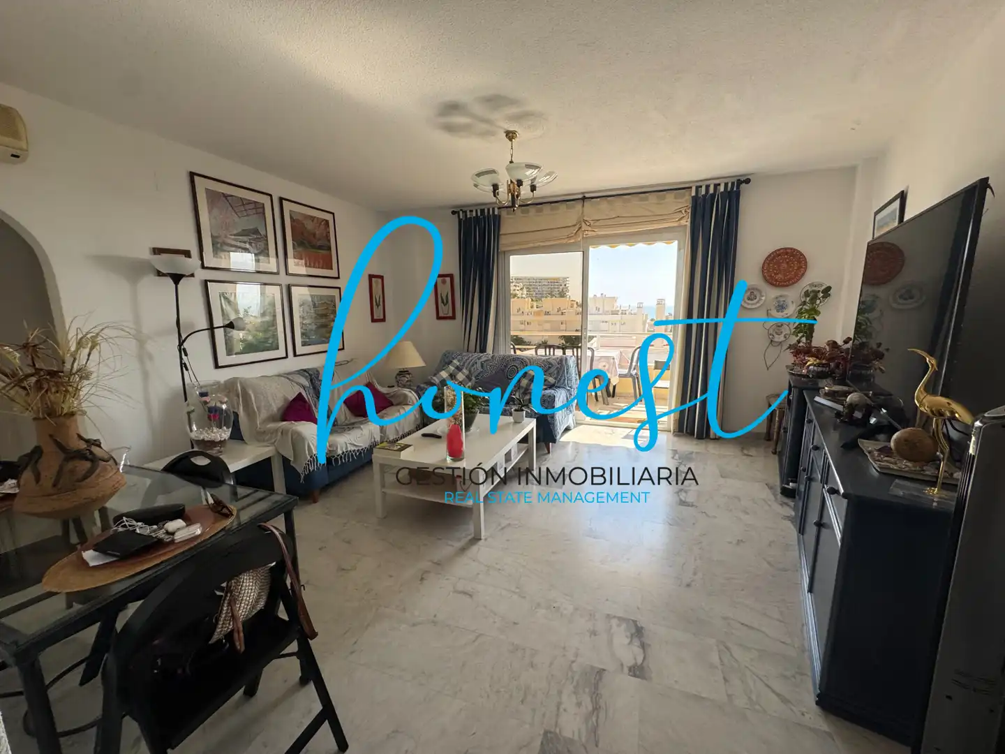 Vista exterior de Ático en venta en Torremolinos con Aire acondicionado, Terraza y Amueblado