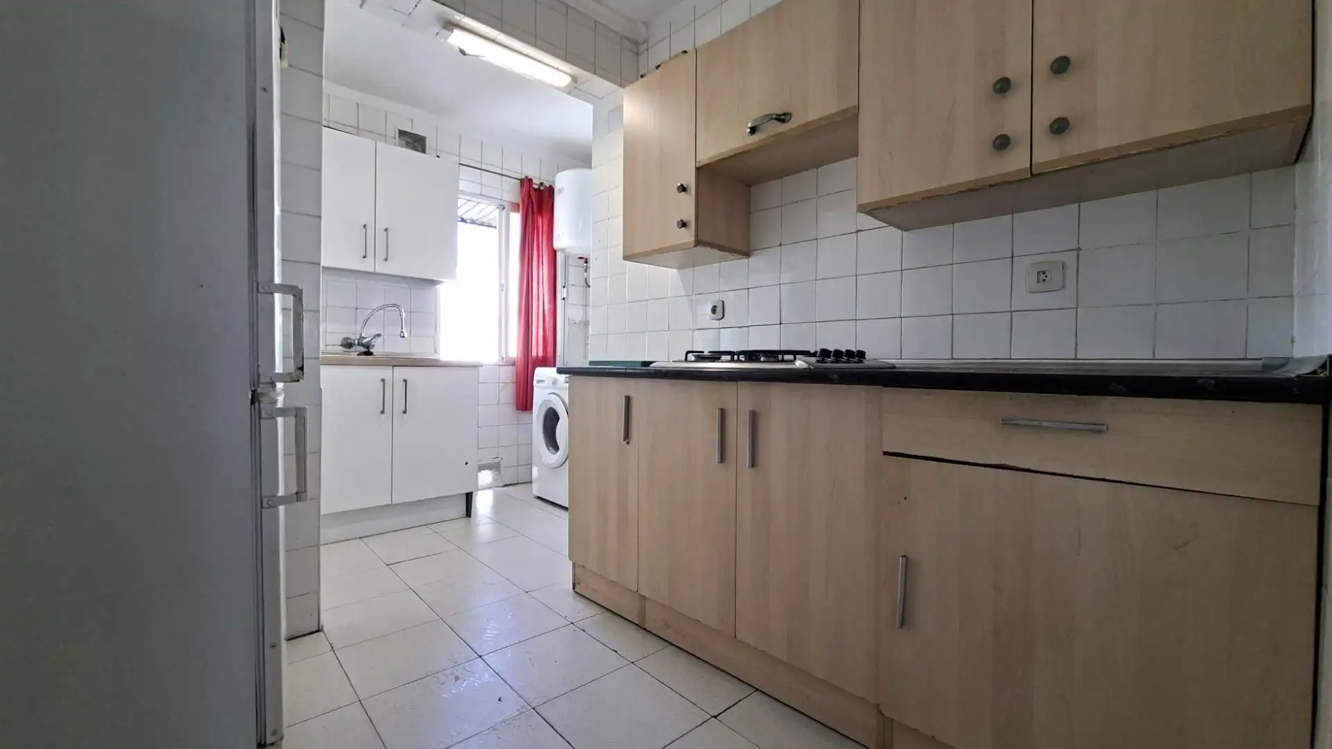 Cocina de Piso en venta en San Juan de Aznalfarache con Terraza