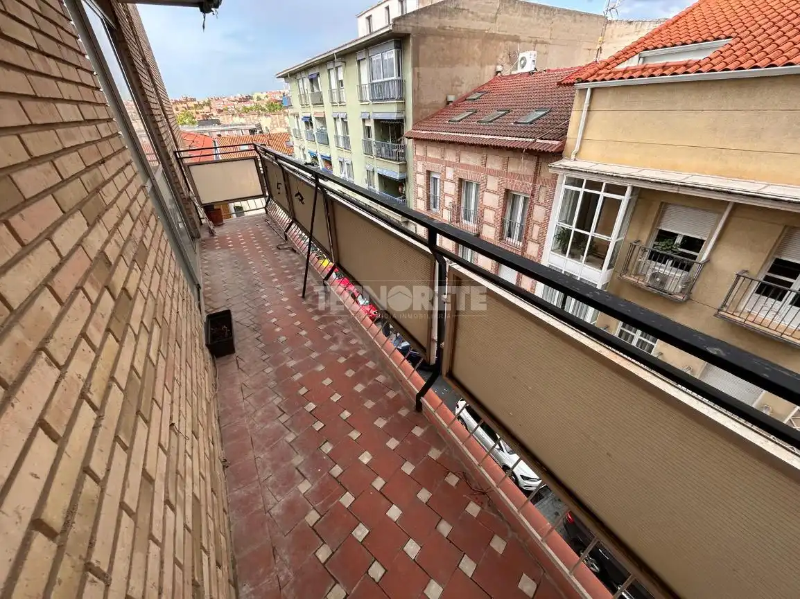 Terrassa de Pis en venda en Guadalajara amb Calefacció, Parquet i Terrassa