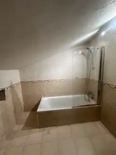 Baño de Dúplex en venta en San Andrés del Rabanedo con Trastero, Balcón y Jacuzzi