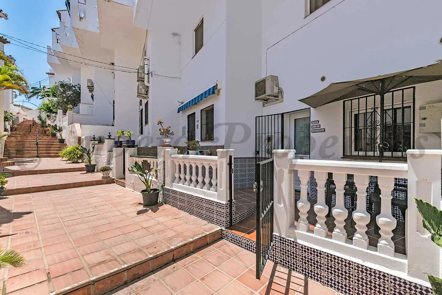 Exterior view of Study for sale in Nerja  with Air Conditioner, Terrace and Furnished