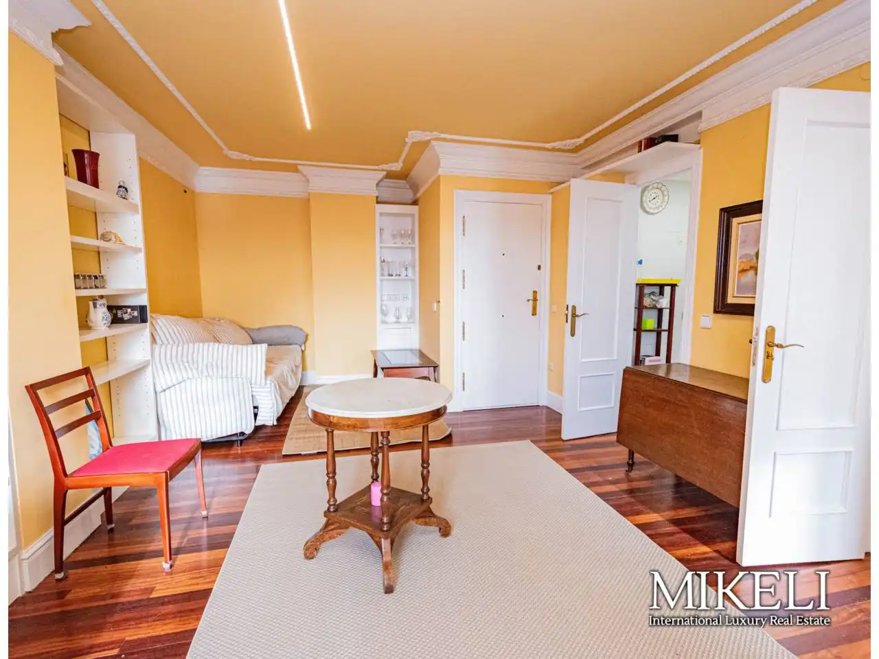 Sala d'estar de Apartament de lloguer en Santander amb Calefacció, Parquet i Terrassa
