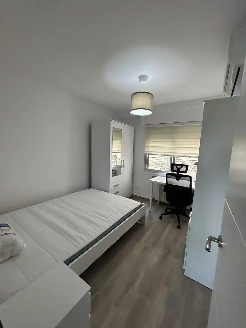 Dormitori de Pis per a compartir en Móstoles amb Aire condicionat, Parquet i Traster
