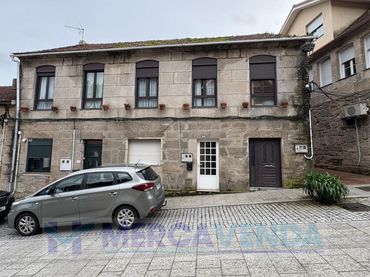 Adossat en venda a As Neves