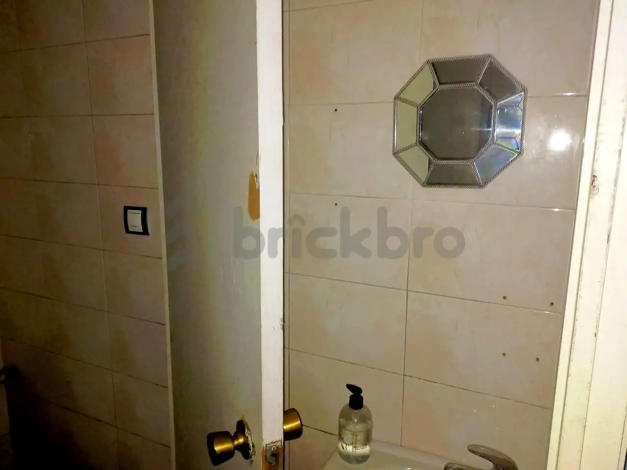 Baño de Local en venta en Barcelona