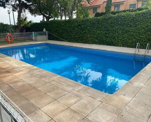 Swimming pool of Single-family semi-detached for sale in  Zaragoza Capital  with Terrace and Swimming Pool