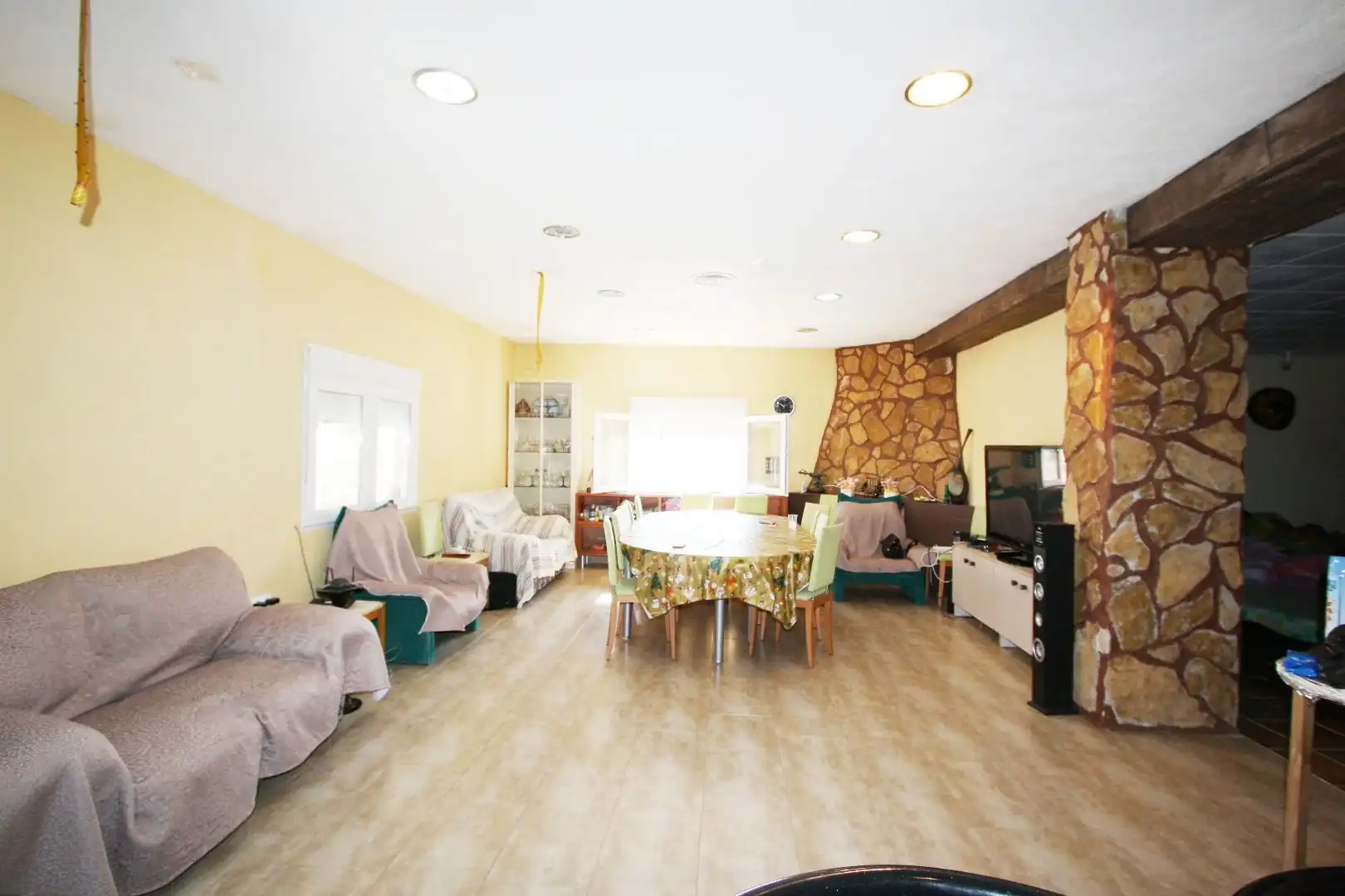 Living room of Houses for sale in Albacete  with Air Conditioner, Private garden and Terrace