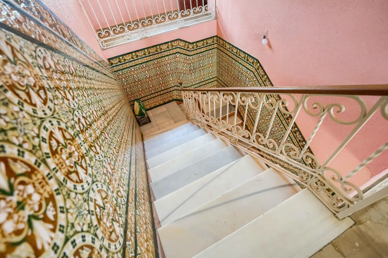 Houses for sale in Sanlúcar la Mayor  with Air Conditioner, Private garden and Terrace