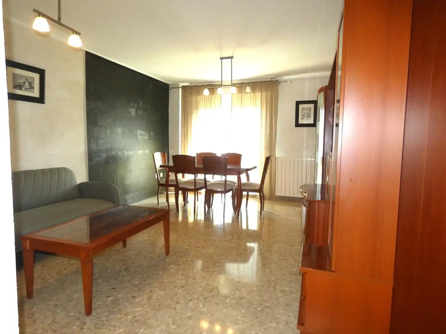 Sala de estar de Piso de alquiler en Utebo con Aire acondicionado, Trastero y Amueblado