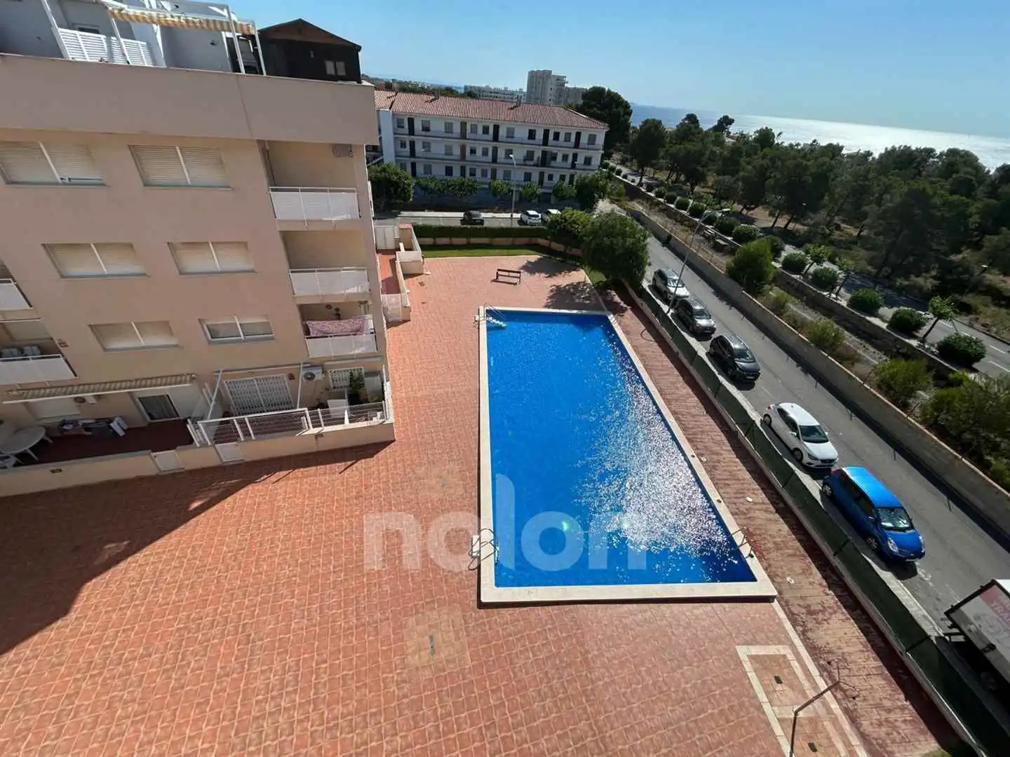 Piscina de Apartament en venda en Mont-roig del Camp amb Forn, Balcó i Piscina comunitària