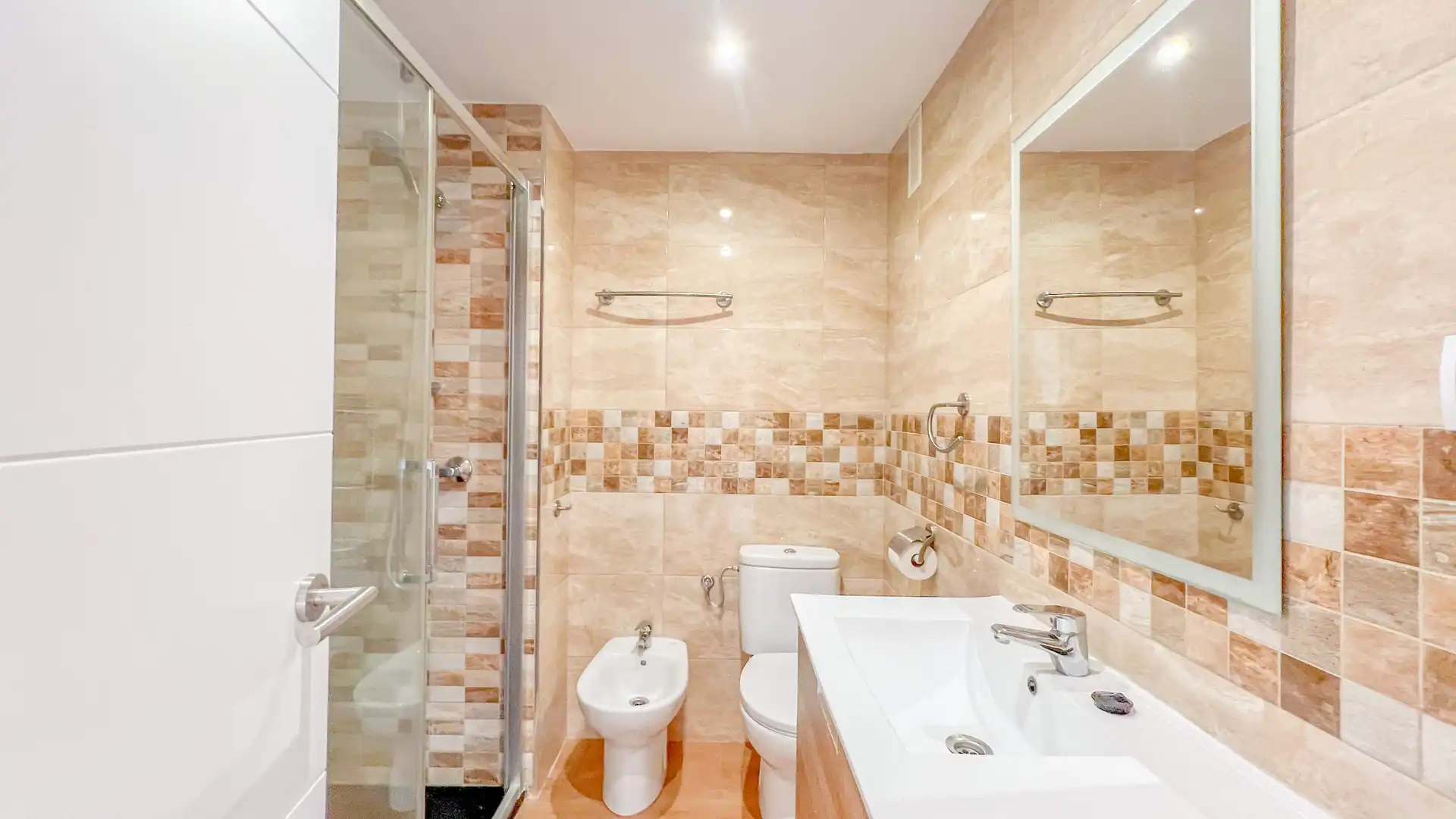 Bany de Apartament en venda en Marbella