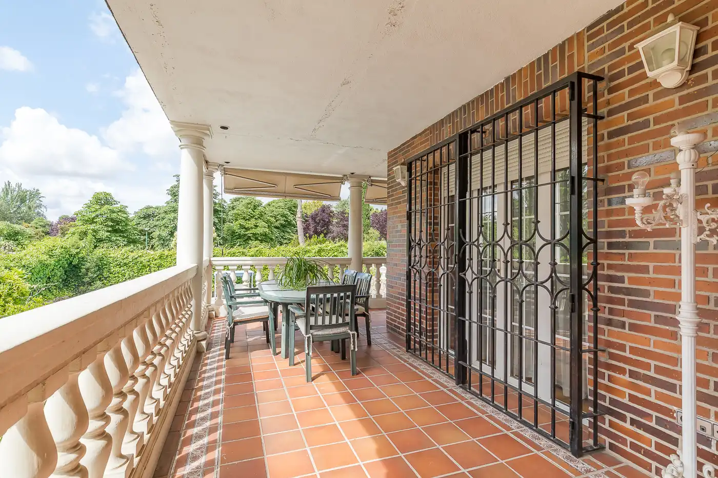 Terrassa de Casa o xalet en venda en Pozuelo de Alarcón amb Aire condicionat, Jardí privat i Parquet