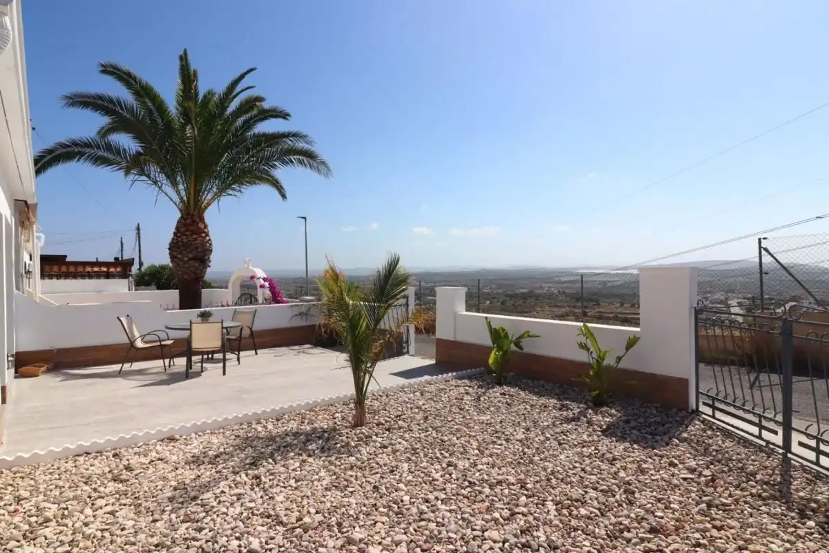 Terrassa de Casa o xalet en venda en Benimar