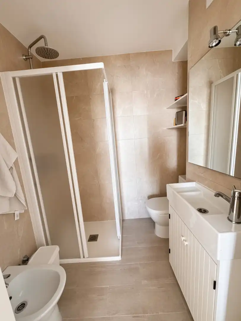 Bany de Apartament en venda en Sotogrande amb Aire condicionat, Terrassa i Moblat