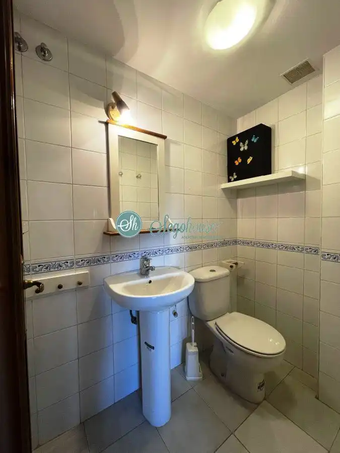 Bathroom of Flat for sale in San Cristóbal de Segovia  with Terrace and Storage room