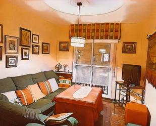 Sala d'estar de Casa adosada de lloguer en  Granada Capital amb Aire condicionat, Calefacció i Jardí privat
