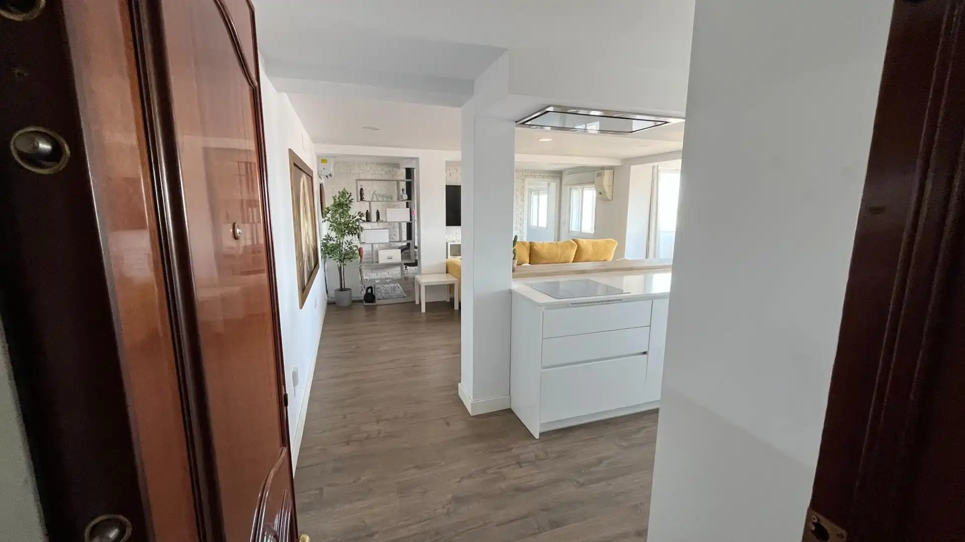Flat for rent in Calle del Avión Cuatro Vientos, Parque María Luisa -Giralda Sur