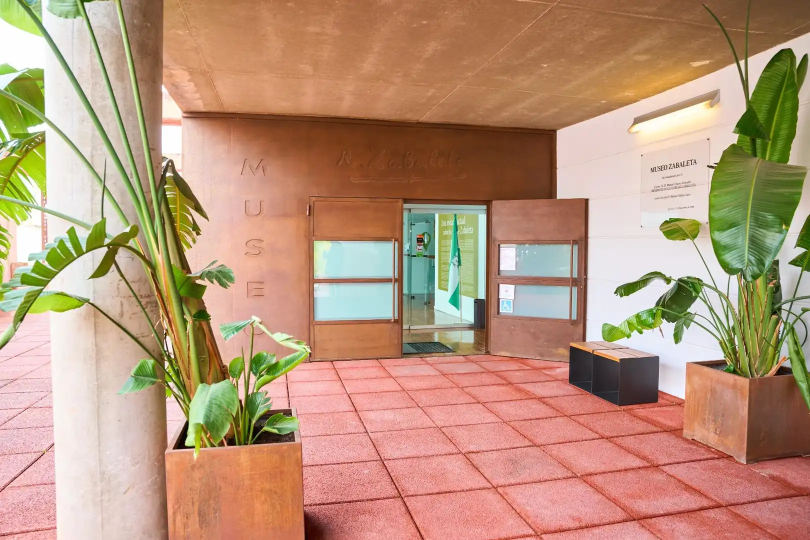 Buildings for sale in Quesada