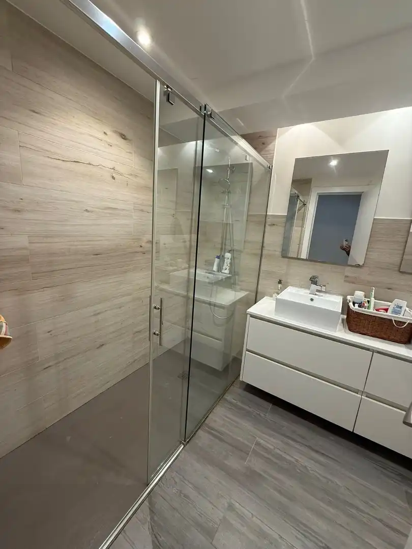 Bathroom of Apartments for rent in Marbella  with Air Conditioner, Heating and Terrace