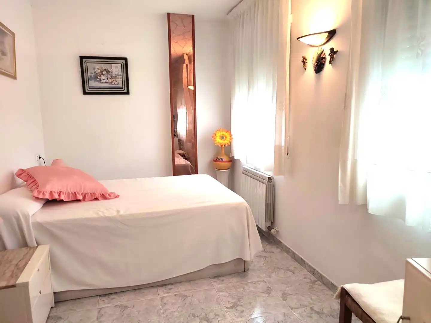 Bedroom of Flat for sale in Fenals