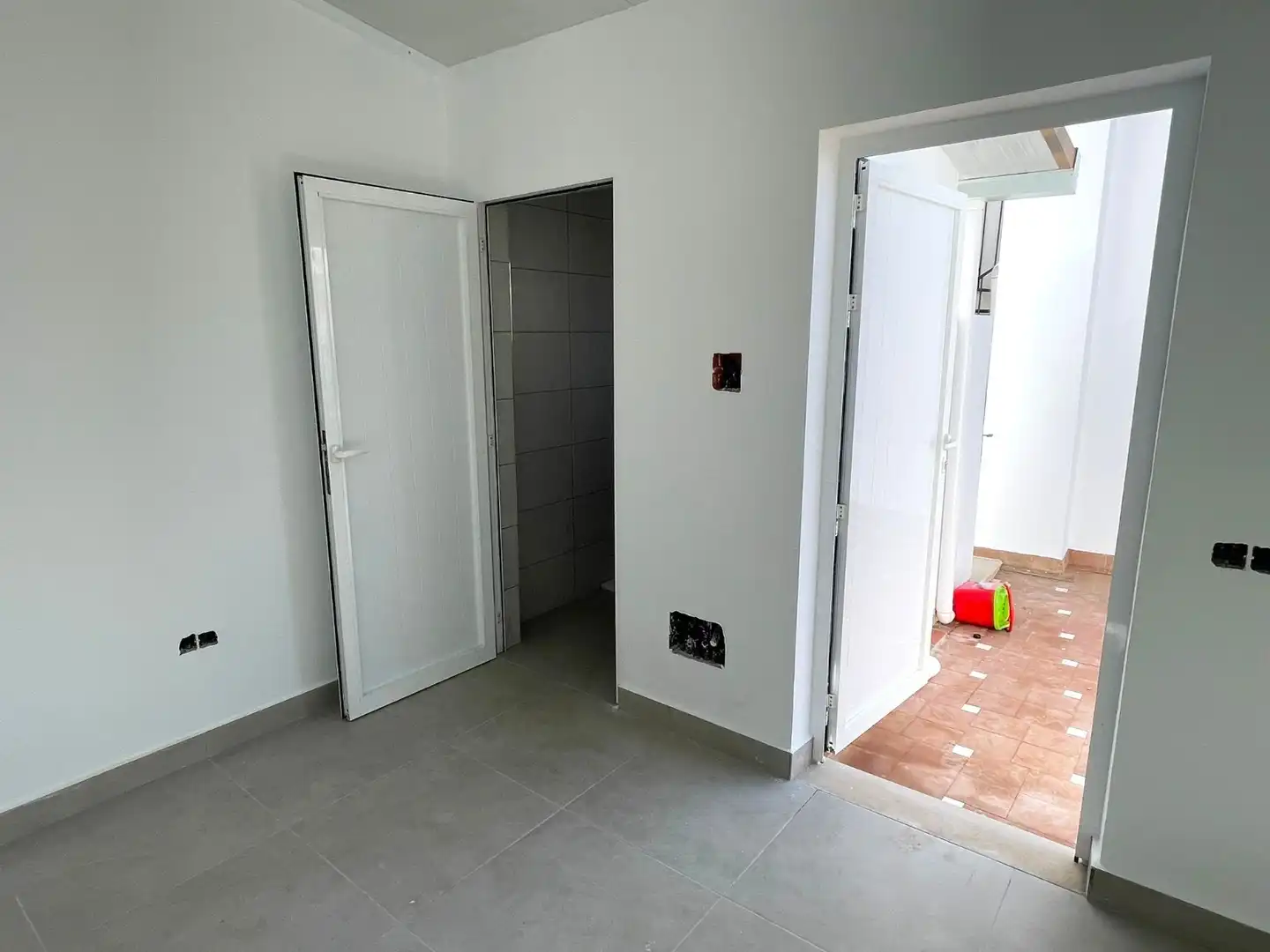 Casa adosada en venta en Torrevieja con Amueblado, Balcón y Piscina comunitaria