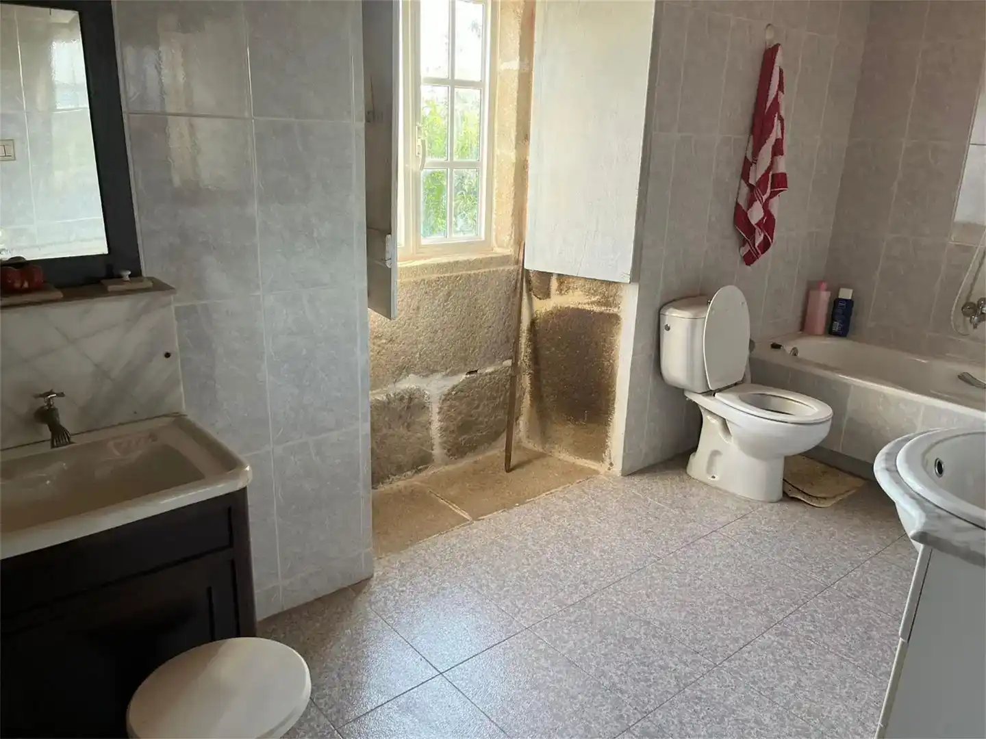 Baño de Piso en venta en Lalín