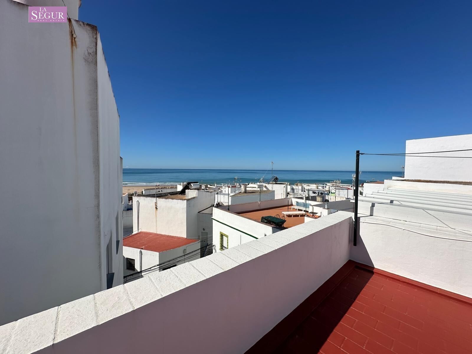 Exterior view of Flat for sale in Conil de la Frontera  with Terrace, Storage room and Furnished