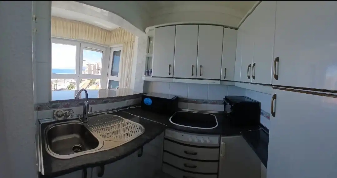 Apartamento de alquiler en Avenida el Faro, 75, Centro Internacional