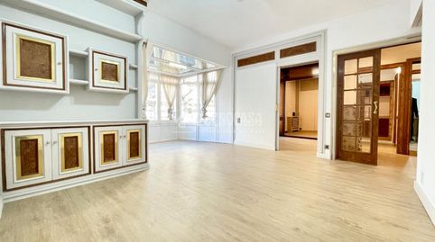Foto 2 de Piso en venta en Sant Antoni, Barcelona Capital