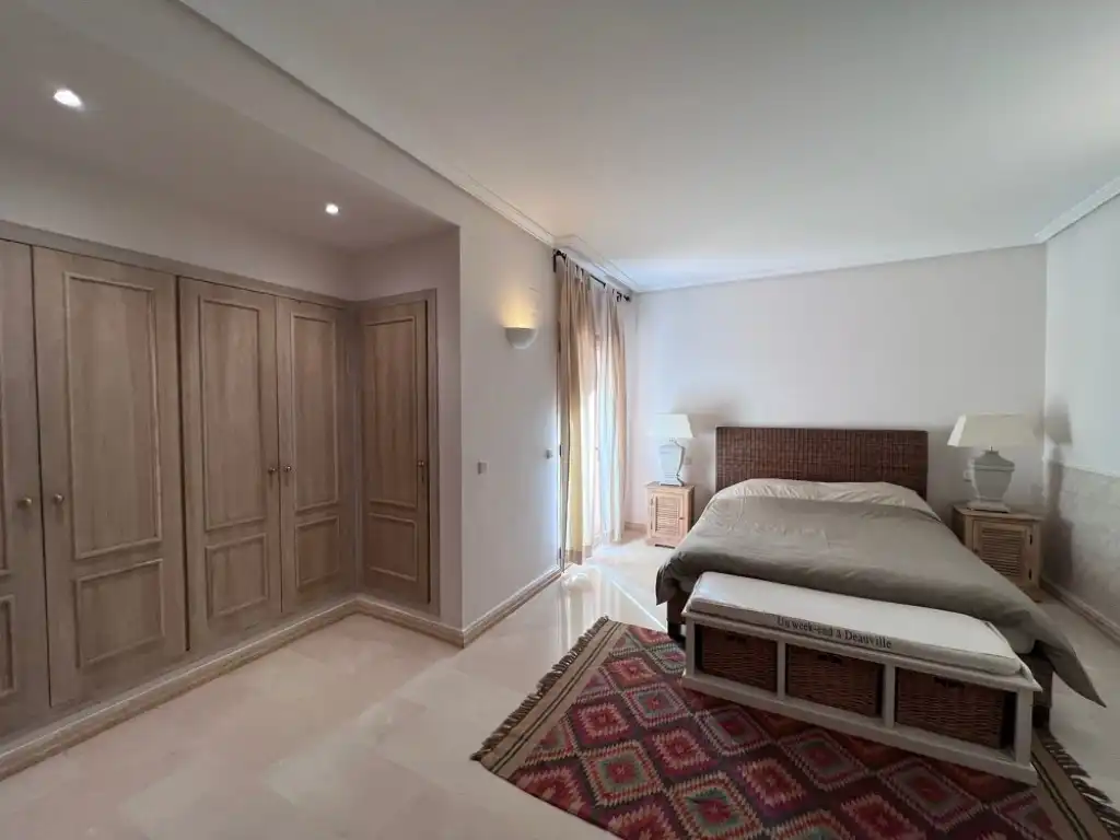 Schlafzimmer von Wohnungen zur Miete in Calvià mit Klimaanlage und Privatgarten