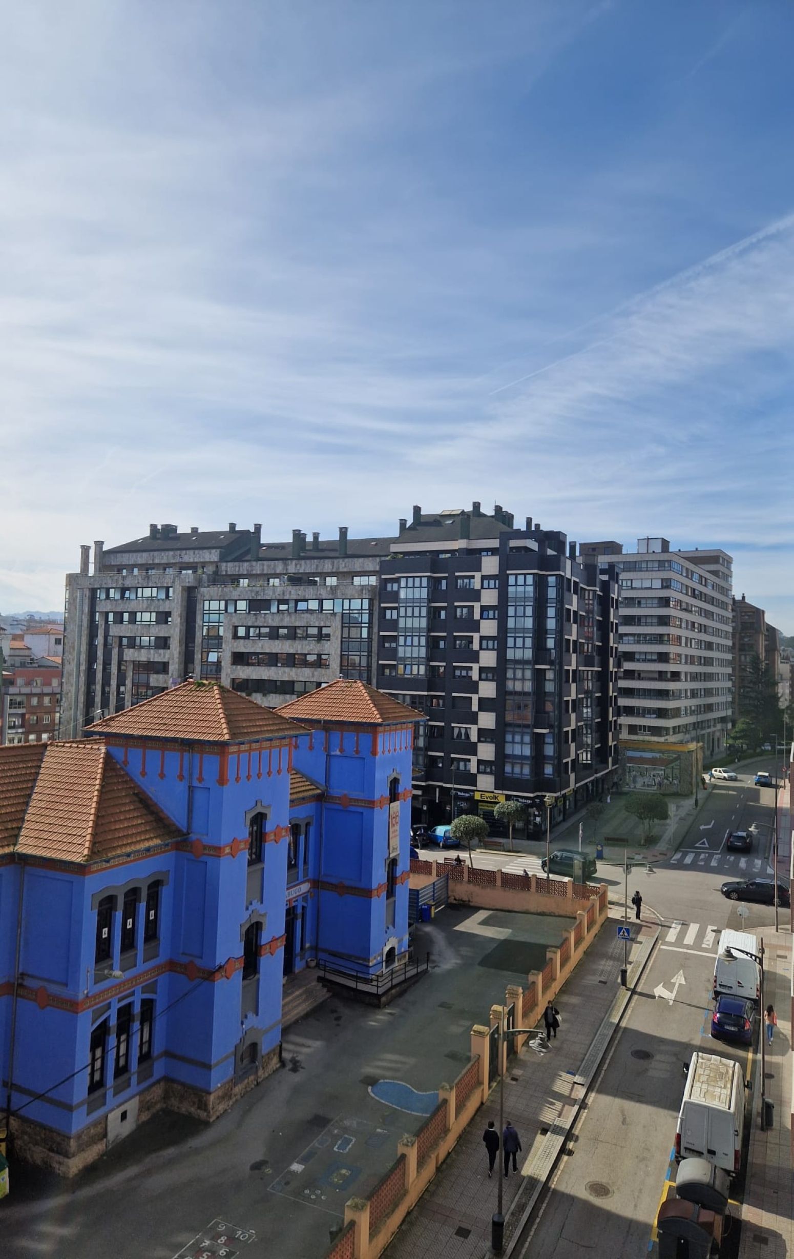 Vista exterior de Piso en venta en Avilés con Calefacción y Terraza
