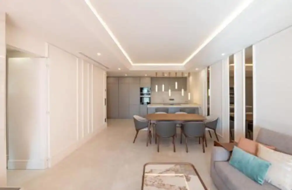 Dining room of Ground floor for rent in Estepona  with Air Conditioner, Terrace and Storage room