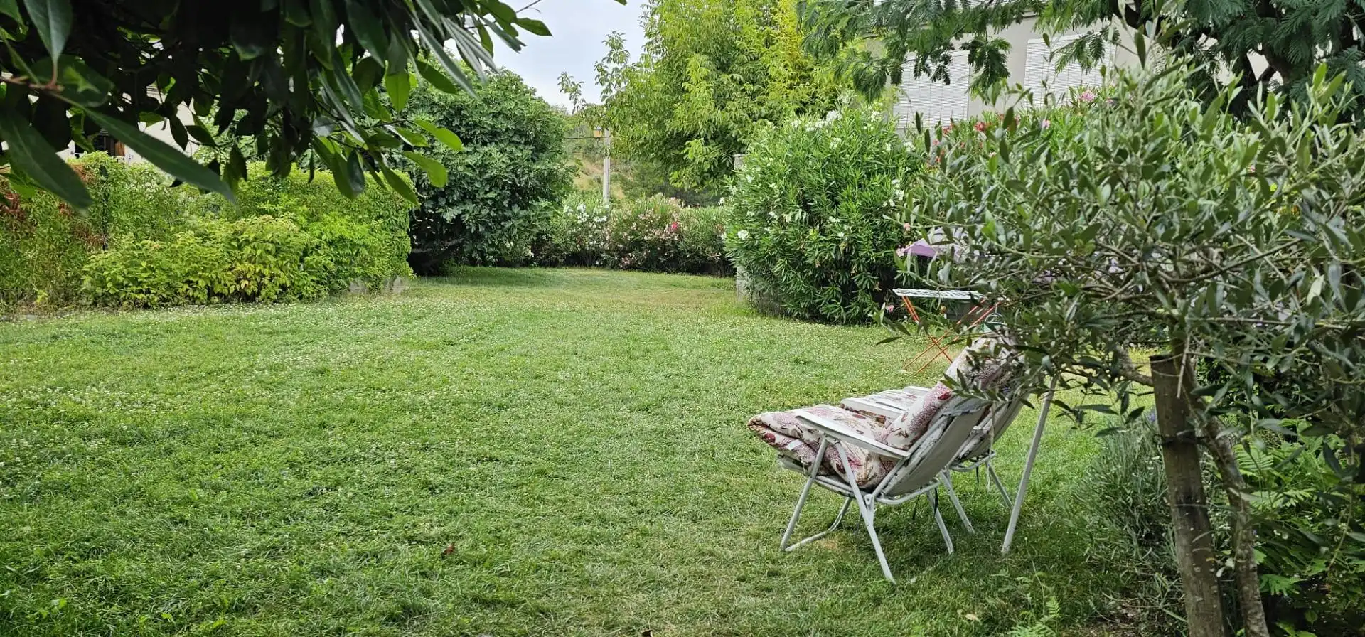 Jardí de Finca rústica en venda en Ponferrada amb Jardí privat