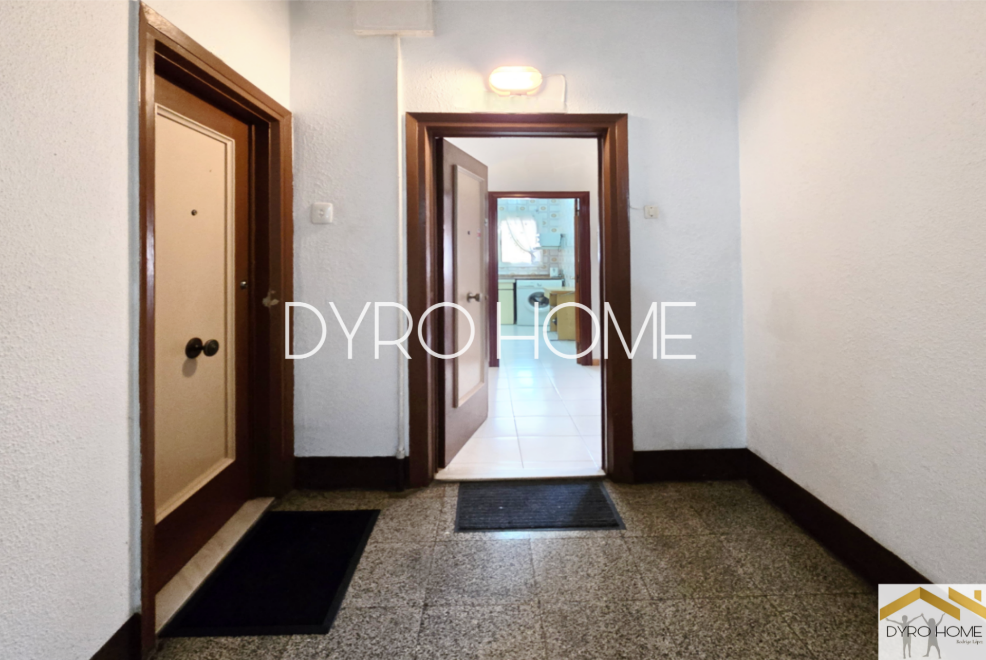 Vista exterior de Pis en venda en L'Hospitalet de Llobregat amb Aire condicionat i Calefacció