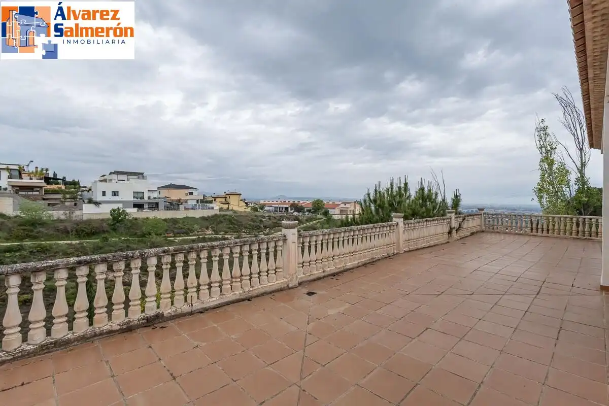 Villa mit Terrasse zum Verkauf in Calle CAMELIA, imagen 7