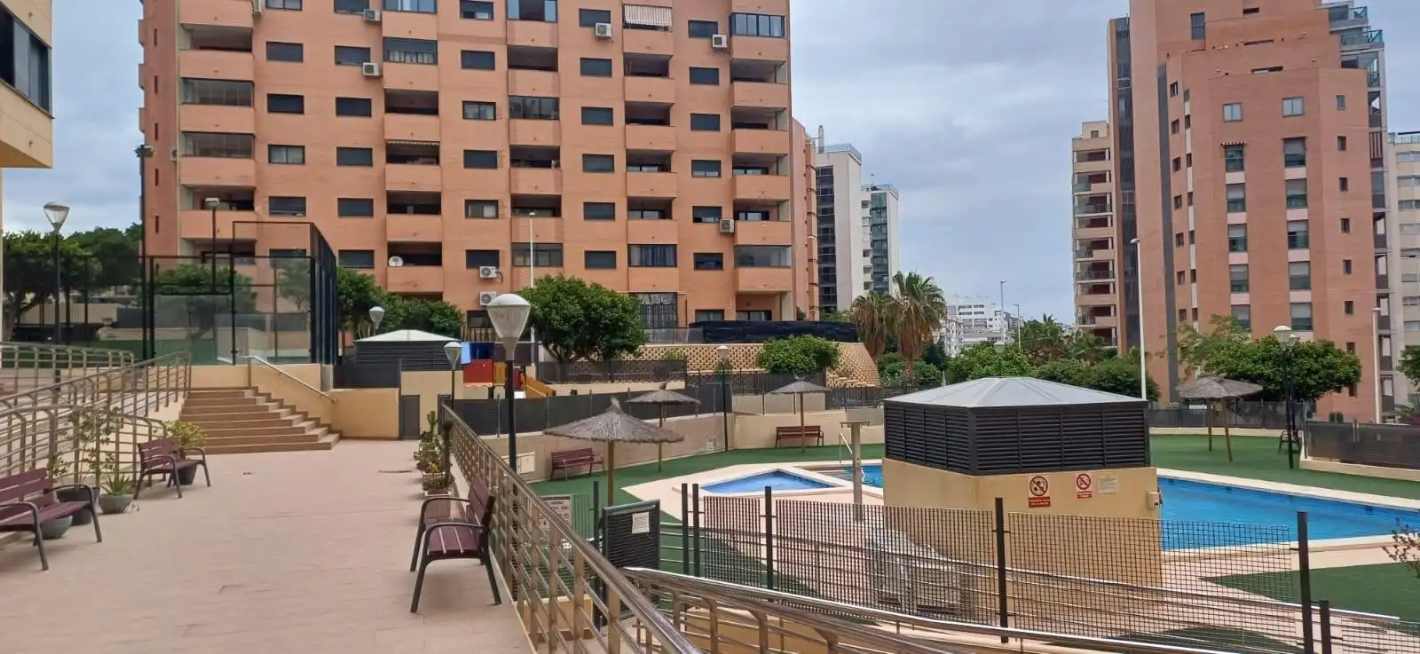 Exterior view of Apartments for sale in Villajoyosa / La Vila Joiosa  with Air Conditioner, Private garden and Terrace
