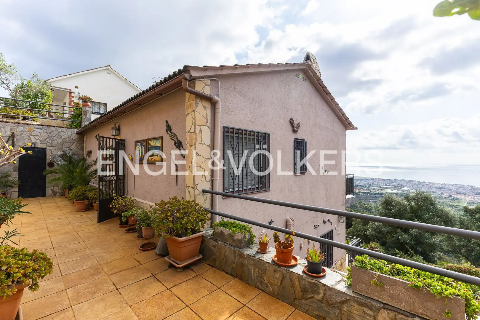 Terrace of Houses for sale in Pineda de Mar  with Heating, Private garden and Terrace