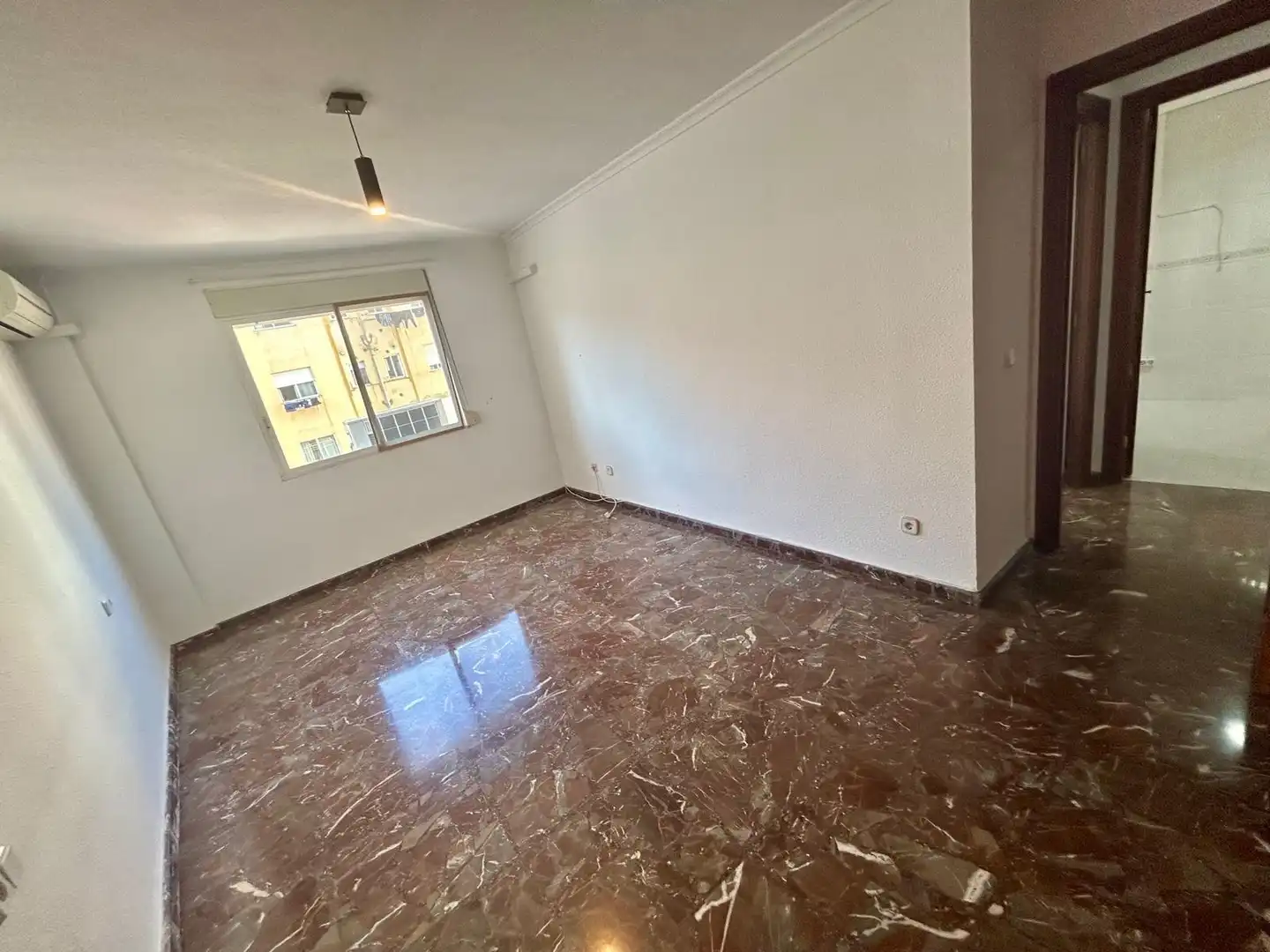 Flat with terrace to rent in Extramurs, imagen 19