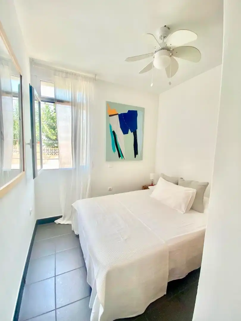 Habitación de Apartamento de alquiler en Cartagena con Aire acondicionado, Piscina y Amueblado
