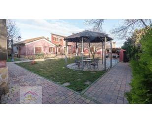 Garden of Building for sale in Villar de Olalla