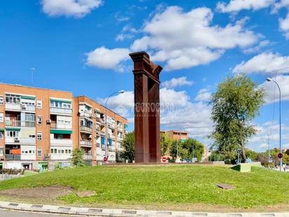 Vista exterior de Pis en venda en Leganés