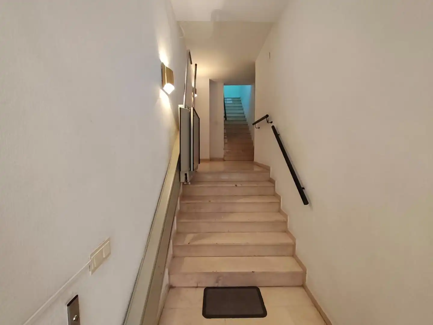 Attic for rent in Sevilla  with Air Conditioner and Furnished