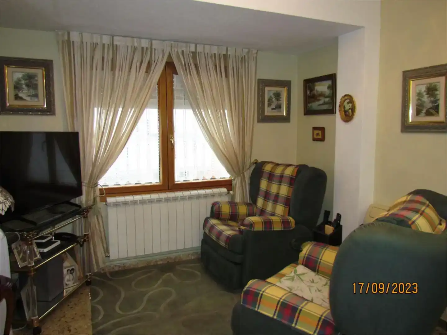 Sala de estar de Piso en venta en Utiel con Aire acondicionado, Trastero y Balcón