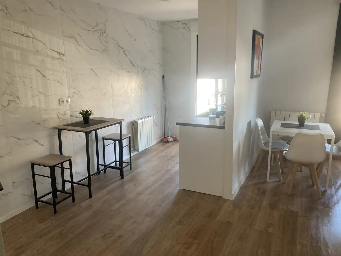 Cuina de Casa adosada de lloguer en Peraleda de la Mata amb Aire condicionat, Parquet i Terrassa