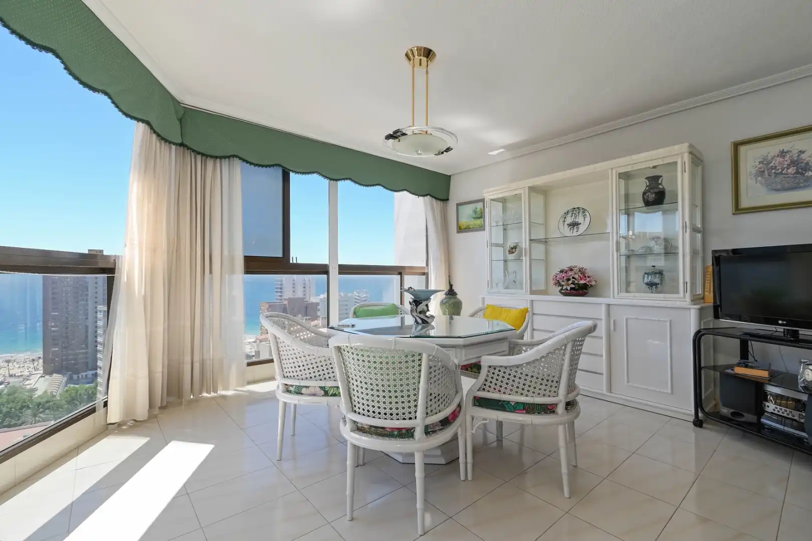 Dining room of Apartments for sale in Benidorm