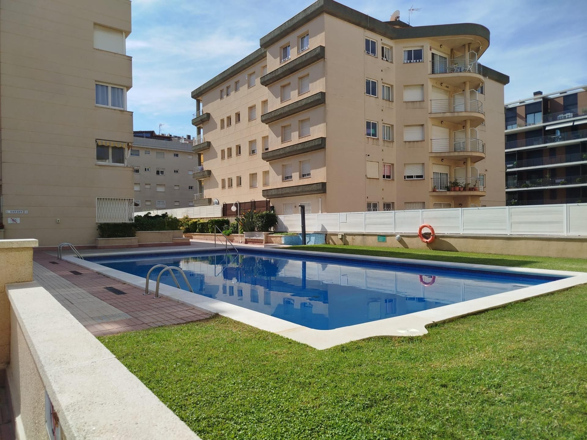 Swimming pool of Flat for sale in Calafell  with Air Conditioner, Parquet flooring and Terrace