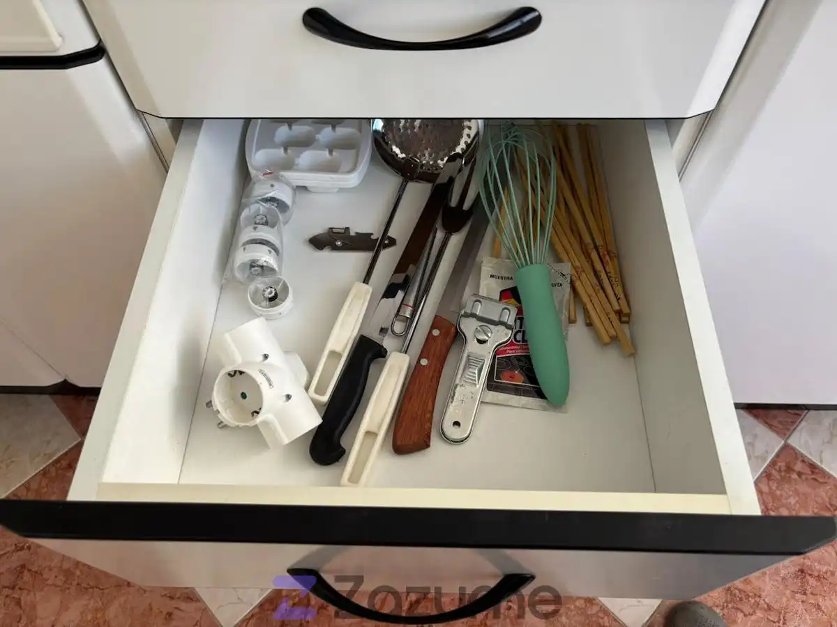 Kitchen of Flat for rent in Granada  with Air Conditioner, Heating and Furnished