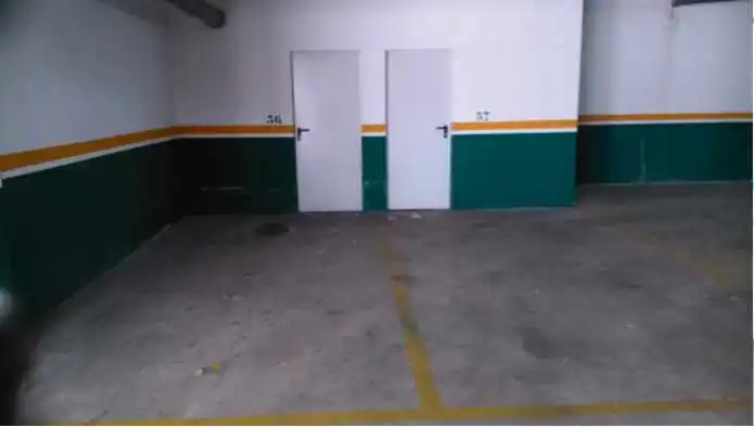 Parking with lift for sale in C/ Abat Racimir, imagen 7