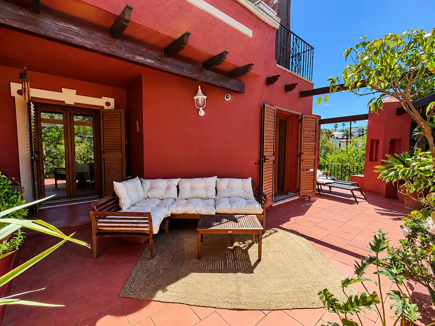 Terraza de Casa adosada en venta en La Alcaidesa con Aire acondicionado, Terraza y Trastero